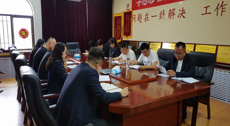 10-240HZU133B3 2.jpg